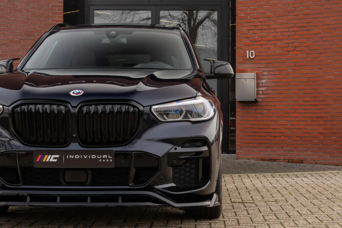xDrive45e M-Sport Pano Laser Sportuitlaat kleppen