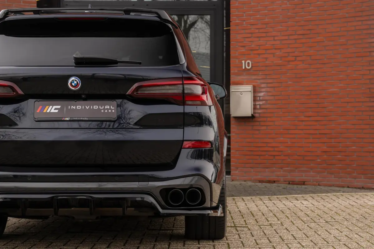 xDrive45e M-Sport Pano Laser Sportuitlaat kleppen