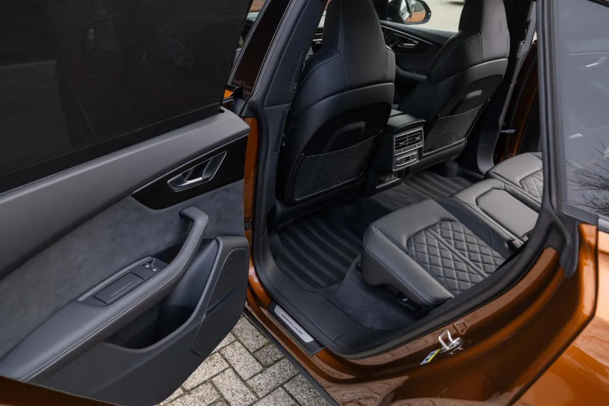 60 TFSI e quattro S Competition Audi Exclusive