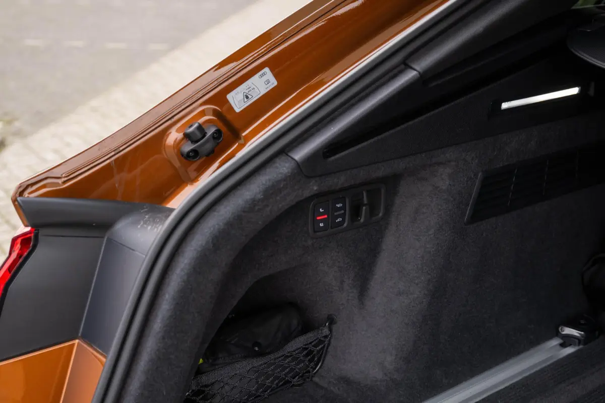 60 TFSI e quattro S Competition Audi Exclusive