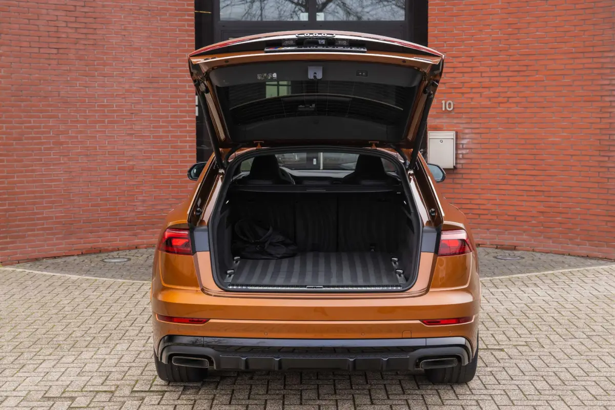 60 TFSI e quattro S Competition Audi Exclusive