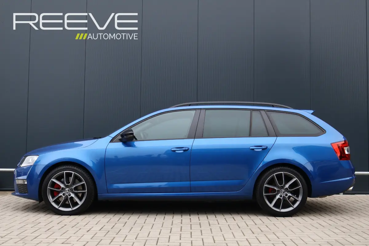 2.0 TSI RS Automaat | Stoelverwarming | DAB+ | Keyless | Elektrische Achterklep | Xenon
