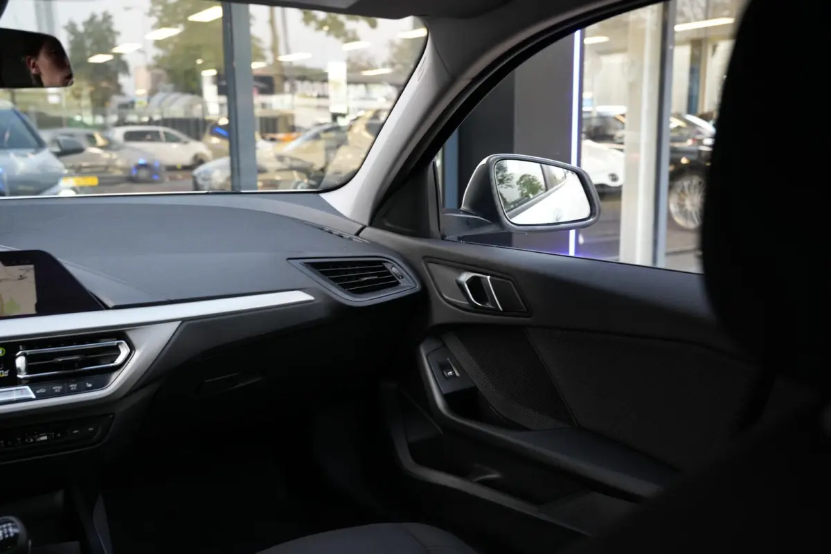 118d High Executive Automaat Led Stoelverwarming