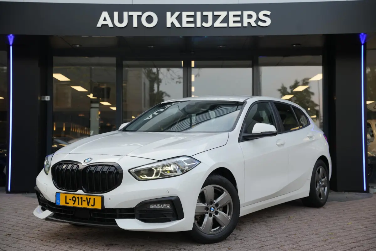 118d High Executive Automaat Led Stoelverwarming