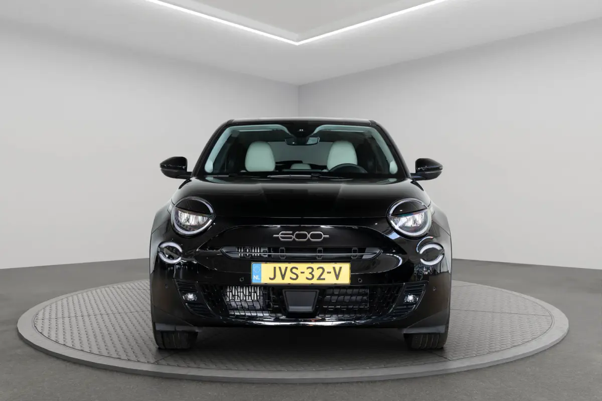 1.2 Hybrid 145PK La Prima | Tot 8 Jaar Garantie | Camera | Parkeersensoren | Navigatie | Elektrische Achterklep | Stoelverwarming |