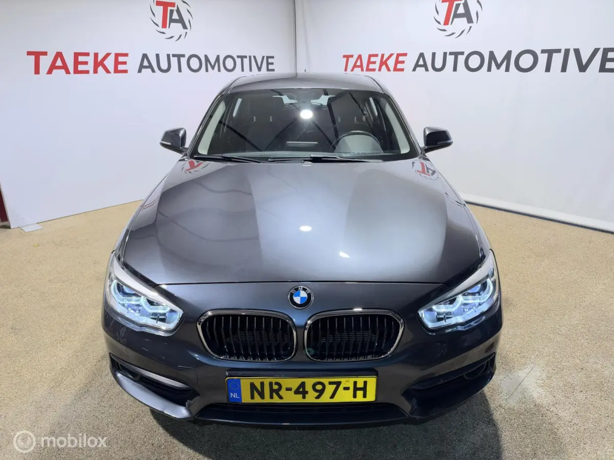 118i Corporate Lease AUT/CLIMA/CRUISE/NAP/APK