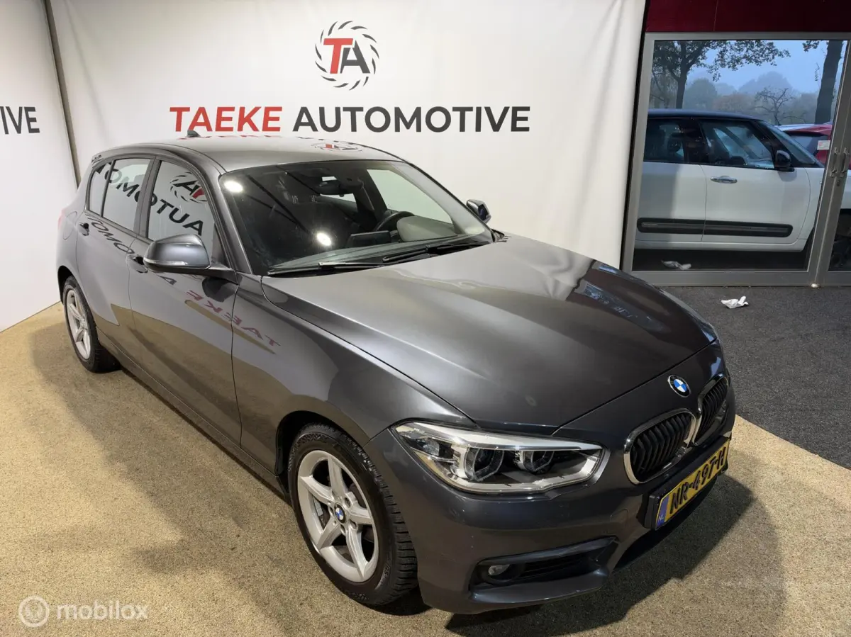 118i Corporate Lease AUT/CLIMA/CRUISE/NAP/APK