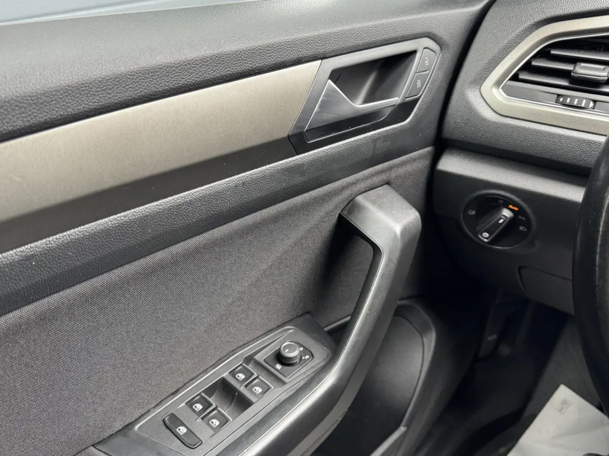 1.0 TSI|Carplay|Onderhoud|Camera|Stoel VW|
