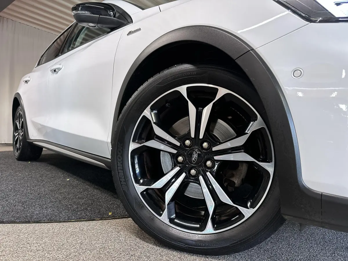 1.5 EcoBoost Active Business Automaat | Trekhaak