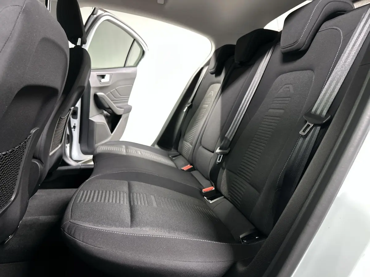 1.5 EcoBoost Active Business Automaat | Trekhaak