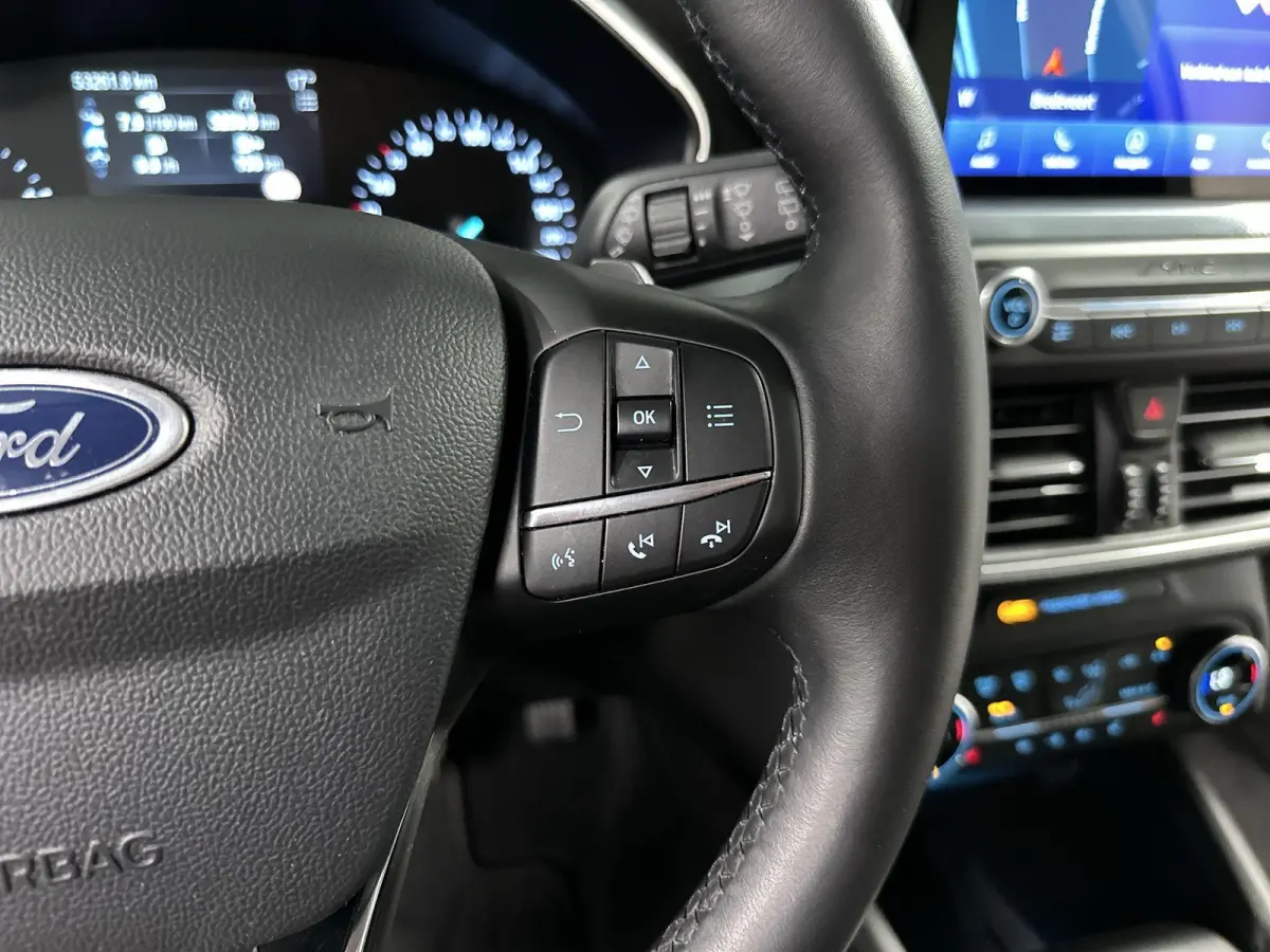 1.5 EcoBoost Active Business Automaat | Trekhaak