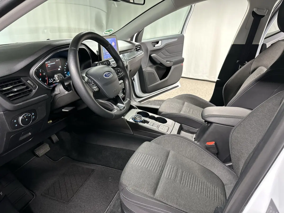 1.5 EcoBoost Active Business Automaat | Trekhaak
