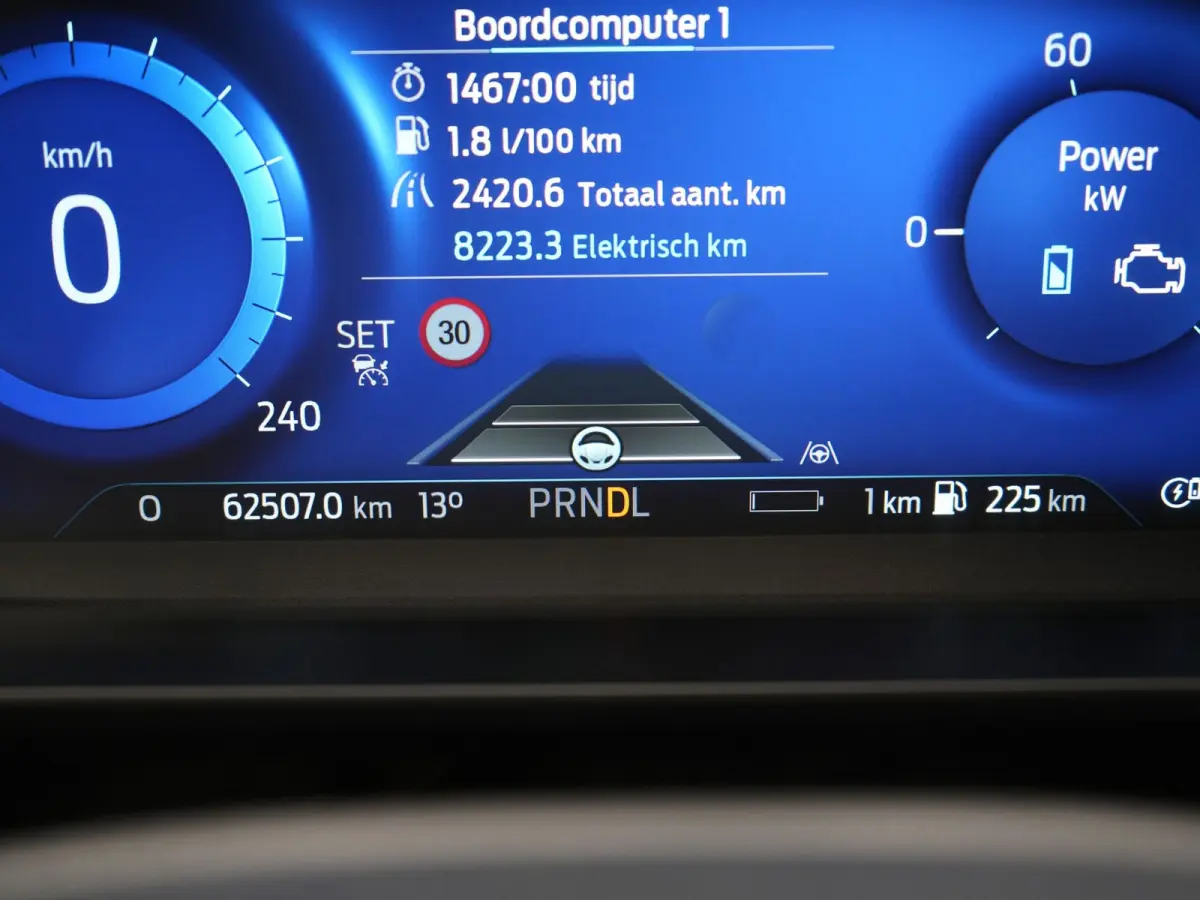 2.5 PHEV Vignale 225pk Dealer O.H. | Adaptive Cruise | Head Up | 360 Camera | Bang & Olufsen | Lederen Sportstoelen Memory & Verwarmd | BLIS | Keyless | Stuur Verwarmd | Apple Carplay | Navi