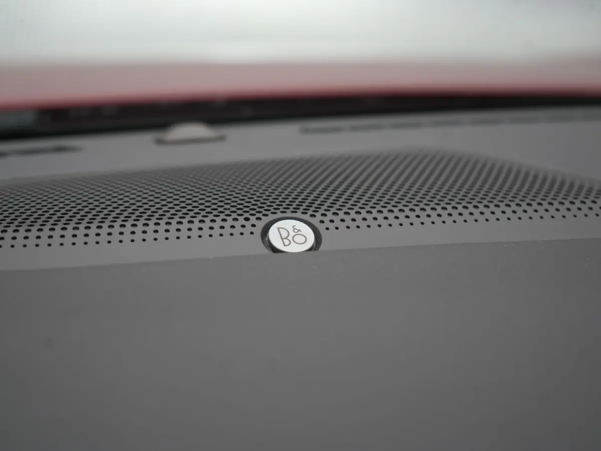 2.5 PHEV Vignale 225pk Dealer O.H. | Trekhaak Af Fabriek | Panodak | Adaptive Cruise | Head Up | Bang & Olufsen | 360 Camera | Lederen Sportstoelen Memory & Verwarmd | Keyless | BLIS | Apple