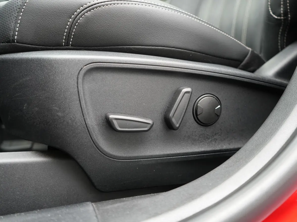 2.5 PHEV Vignale 225pk Dealer O.H. | Trekhaak Af Fabriek | Panodak | Adaptive Cruise | Head Up | Bang & Olufsen | 360 Camera | Lederen Sportstoelen Memory & Verwarmd | Keyless | BLIS | Apple