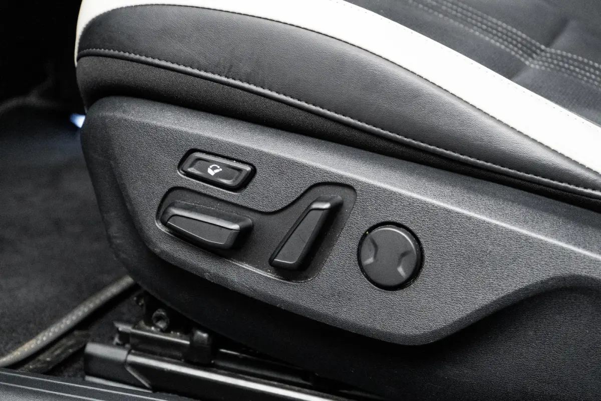 GT-Line AWD 77.4 kWh