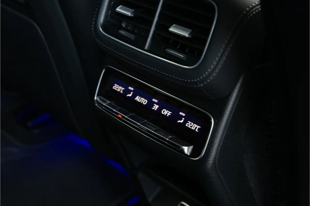 AMG 53 Hybrid 4MATIC+ Premium Plus, Massage, Distronic, Head-up, Nappaleder, 2026