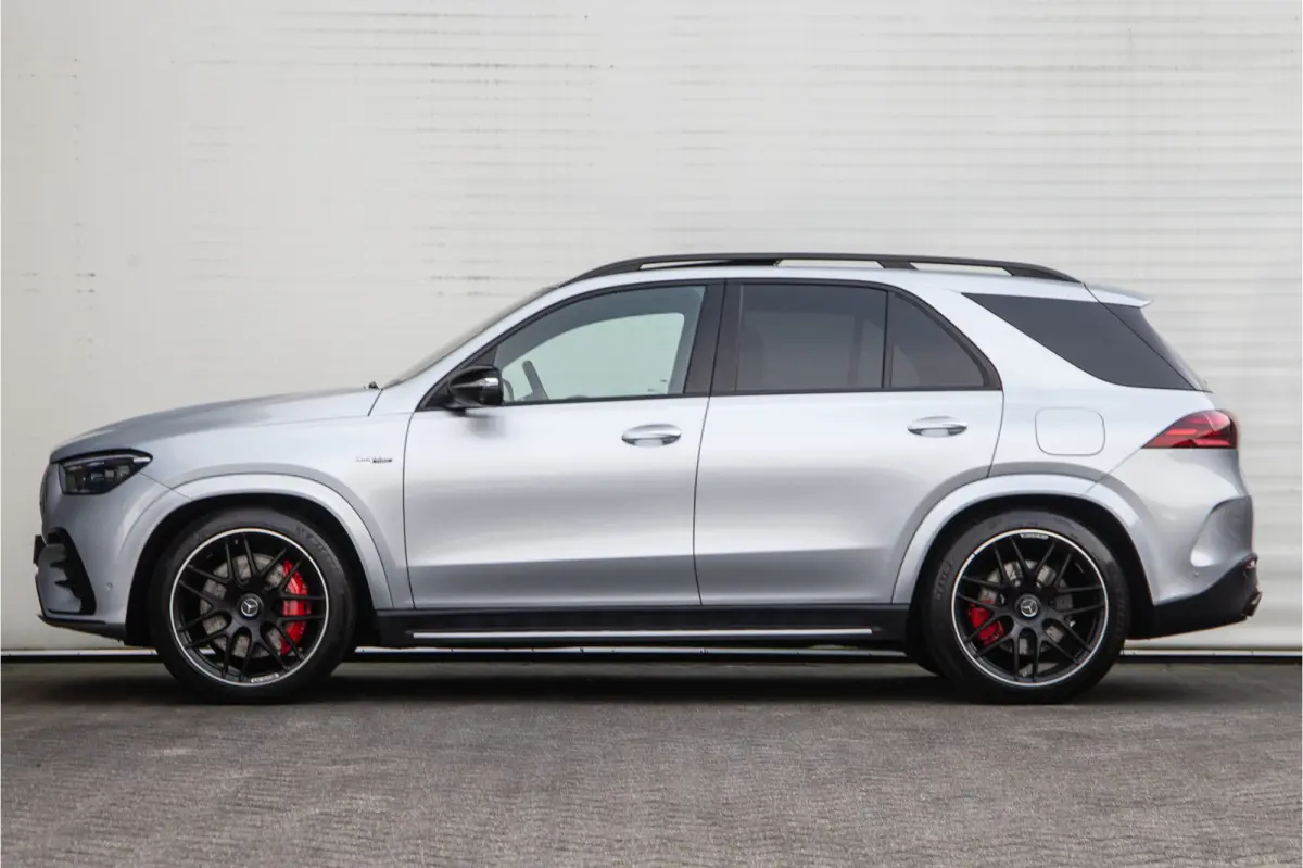 AMG 53 Hybrid 4MATIC+ Premium Plus, Massage, Distronic, Head-up, Nappaleder, 2026