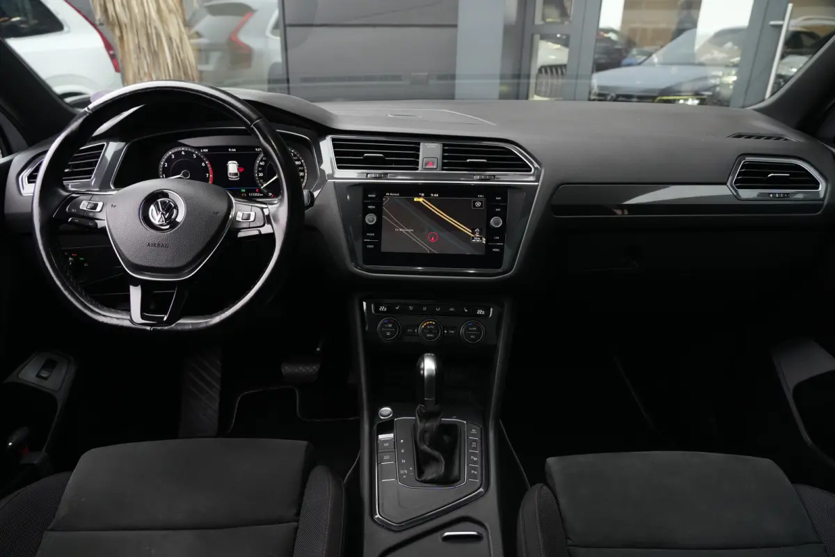7P 1.5 TSI Highline Business R | 150 PK | Panoramadak | 7-persoons | R-Line | Trekhaak | Camera | ACC | Volkswagen Tiguan Allspace 1.5 TSI Highline Business R met 150 PK, 1.5 liter viercilin