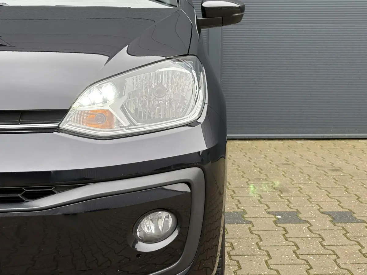 up! 1.0 60pk High up! | Stoelverwarming | PDC achter | Cruise Control