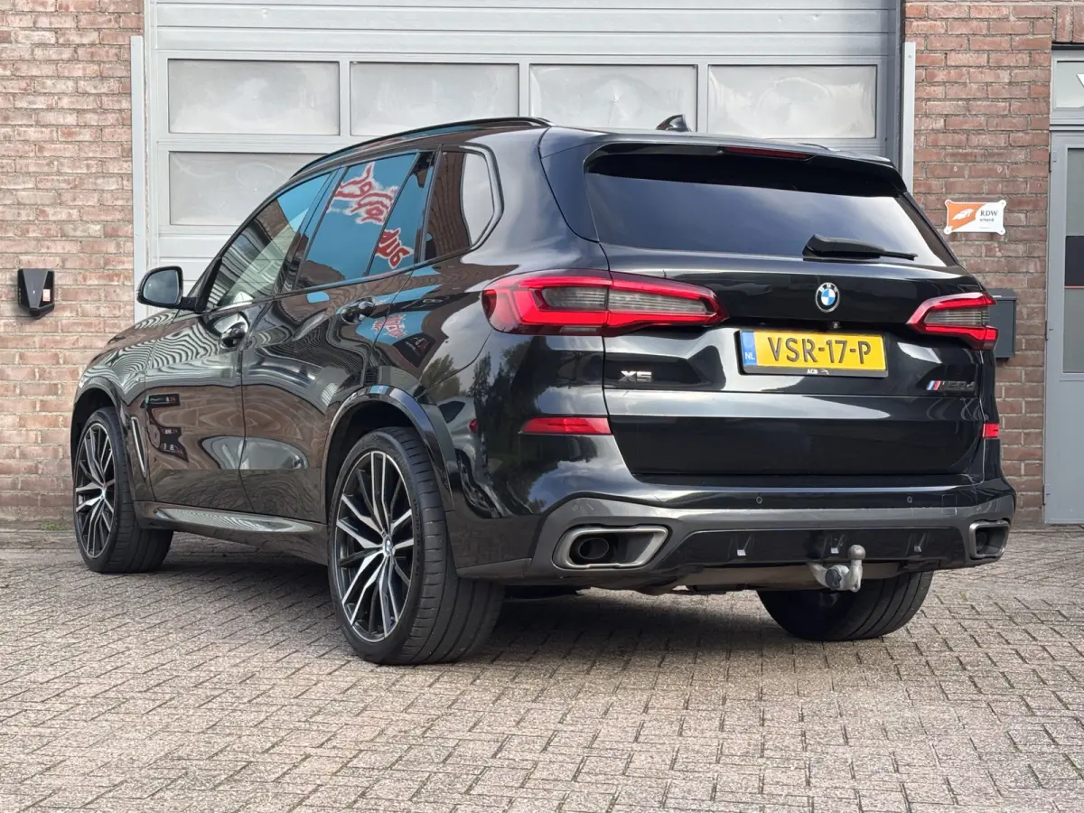 M50D / Leder Trekhaak Grijs kenteken