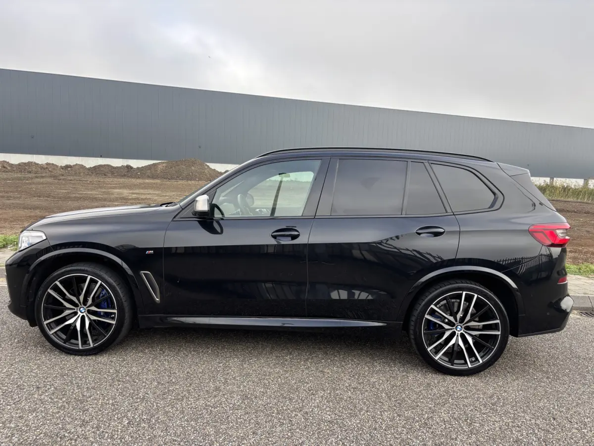 M50D / Leder Trekhaak Grijs kenteken