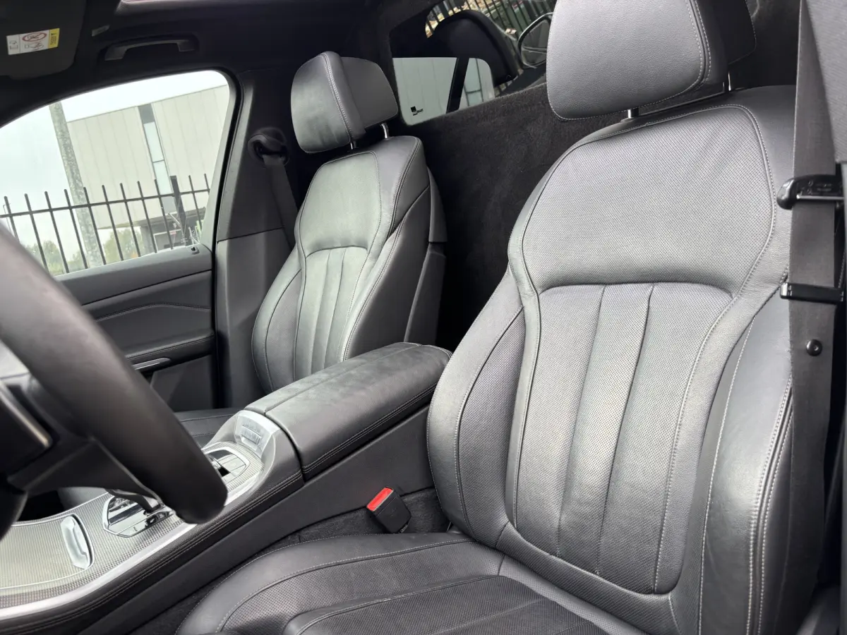 M50D / Leder Trekhaak Grijs kenteken