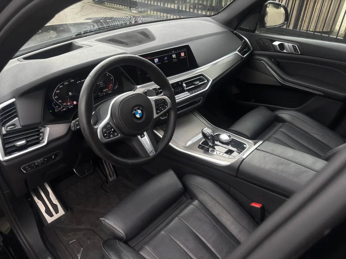 M50D / Leder Trekhaak Grijs kenteken