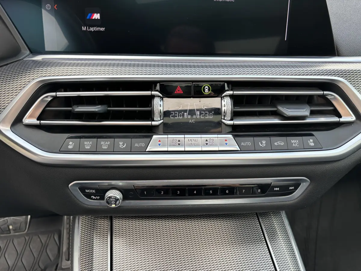 M50D / Leder Trekhaak Grijs kenteken