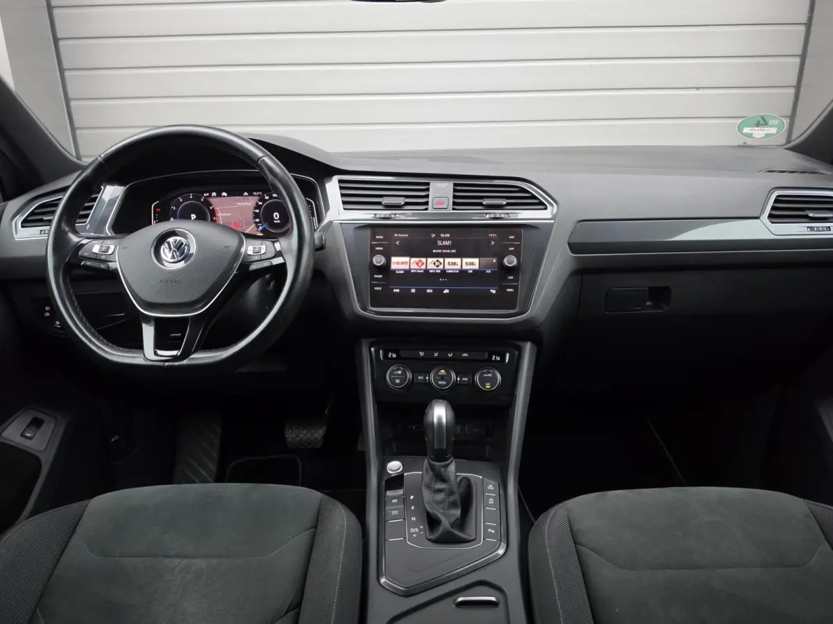 1.5 TSI ACT R-Line/ACC/Trekhaak/Virtual/Led/Carplay/Alcantara/Sport/Camara