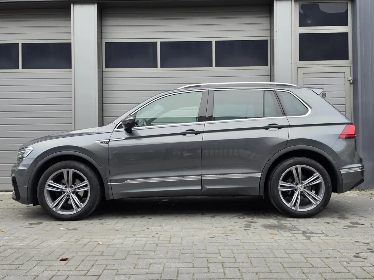 1.5 TSI ACT R-Line/ACC/Trekhaak/Virtual/Led/Carplay/Alcantara/Sport/Camara
