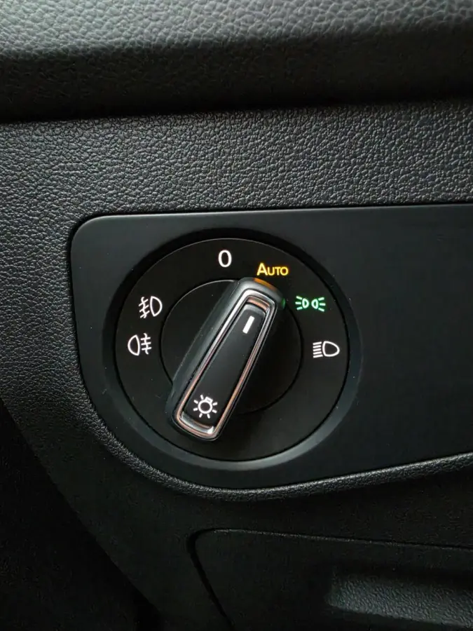 1.5 TSI ACT R-Line/ACC/Trekhaak/Virtual/Led/Carplay/Alcantara/Sport/Camara