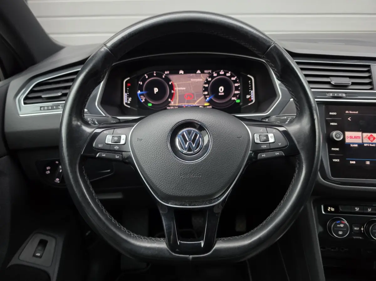 1.5 TSI ACT R-Line/ACC/Trekhaak/Virtual/Led/Carplay/Alcantara/Sport/Camara