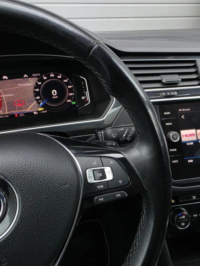 1.5 TSI ACT R-Line/ACC/Trekhaak/Virtual/Led/Carplay/Alcantara/Sport/Camara