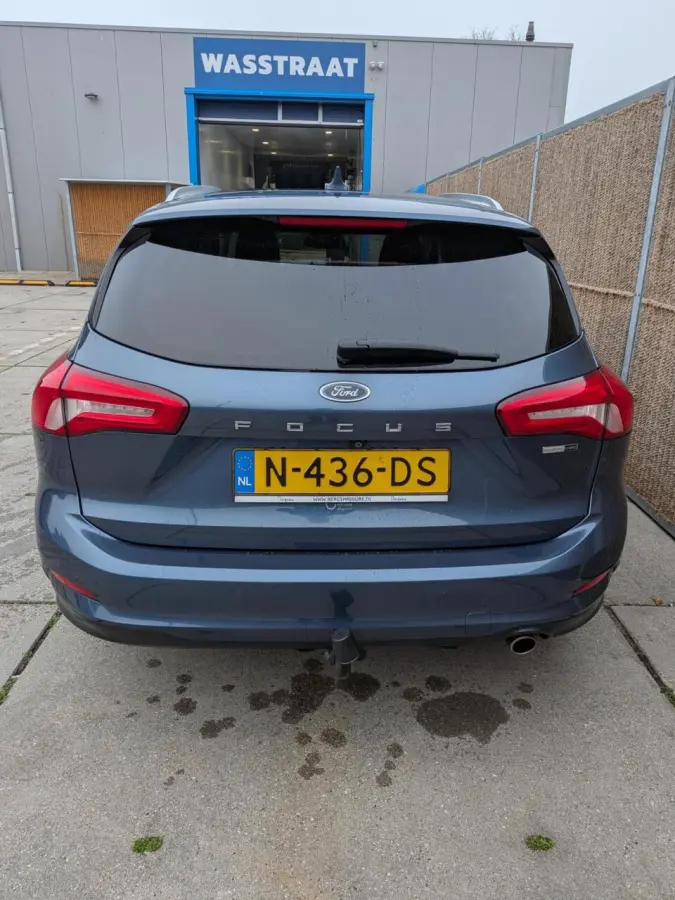 1.0 Hybrid Titanium X Business|1e Eig|Trekh