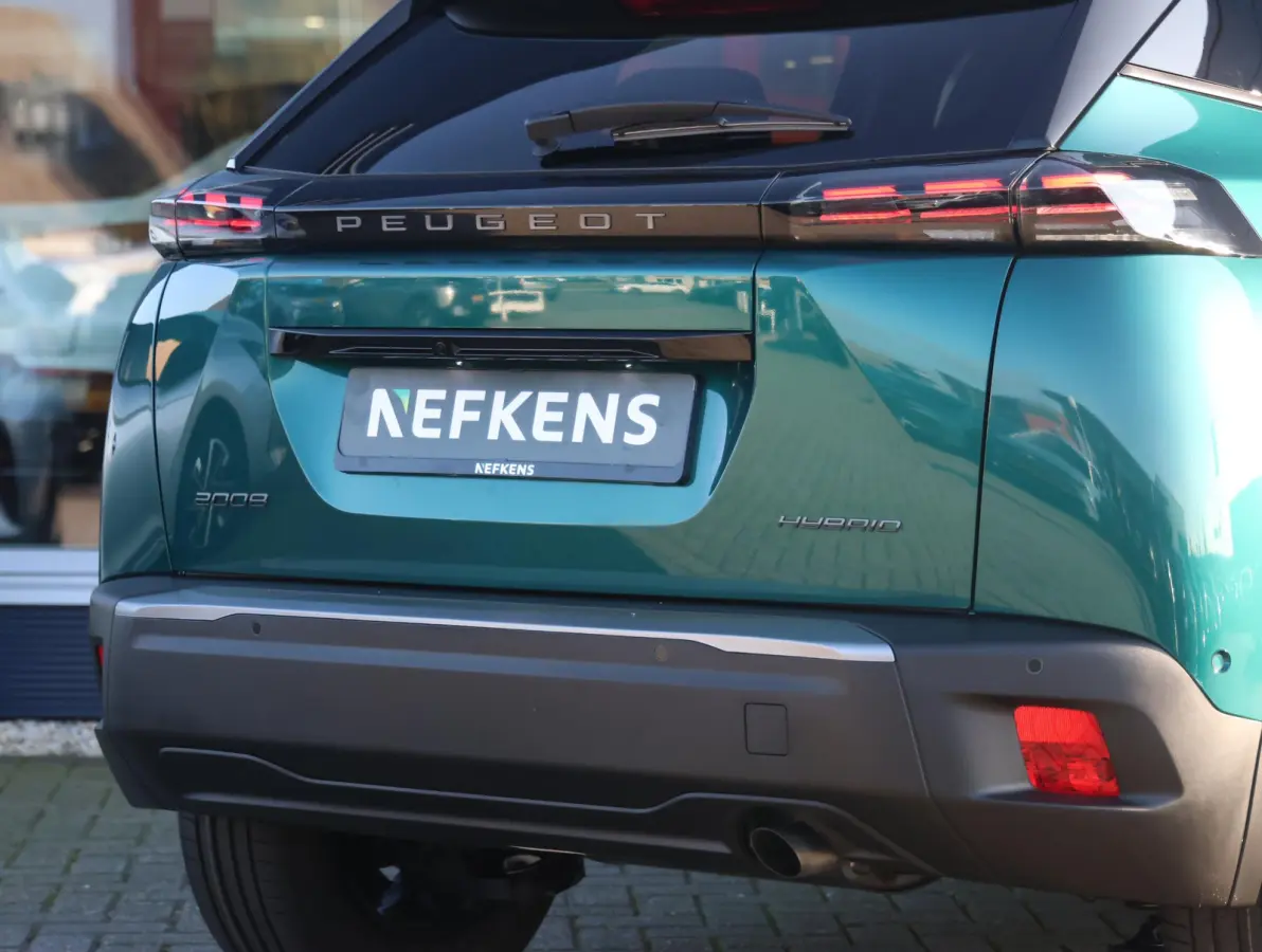 1.2 Hybrid 110 Allure Limited Edition NFKS LED | Camera 360 * | Dodedoek detectie | 17" LMV | Apple Carplay & Android Auto | 8 jaar garantie!