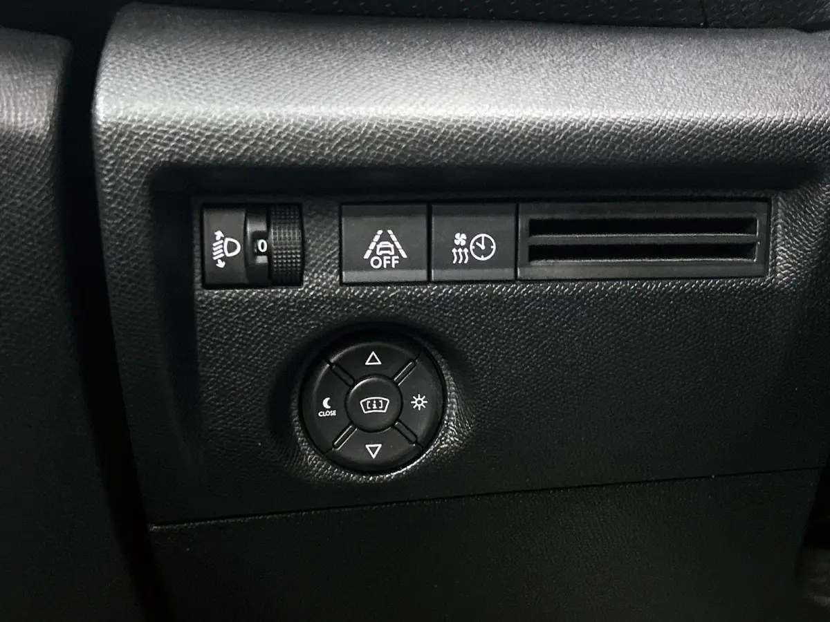 136pk Feel Pack 50 kWh Automaat | 1ste Eigenaar | Navigatie | Climate Control | Cruise Control | 18"LMV | Camera | Full-LED |