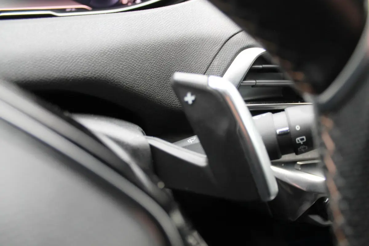 1.2 PureTech GT | Automaat | Navi | Carplay | Camera