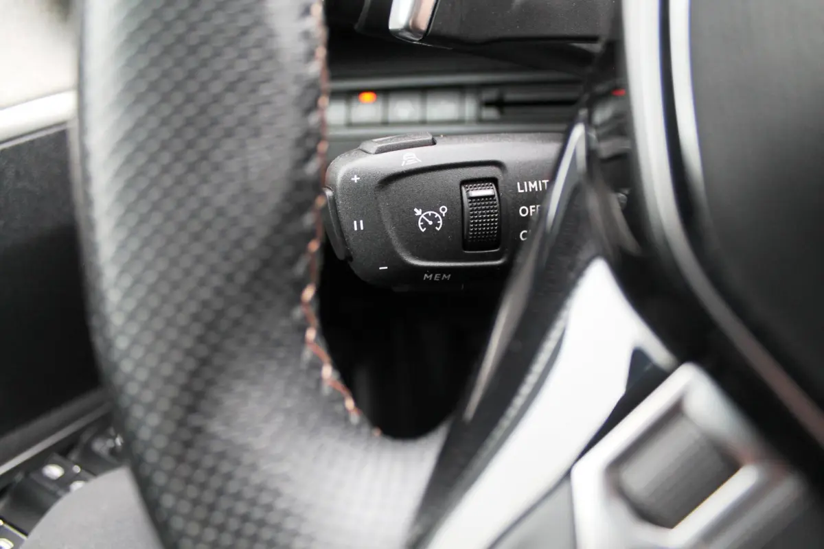 1.2 PureTech GT | Automaat | Navi | Carplay | Camera