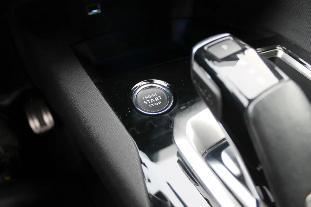 1.2 PureTech GT | Automaat | Navi | Carplay | Camera