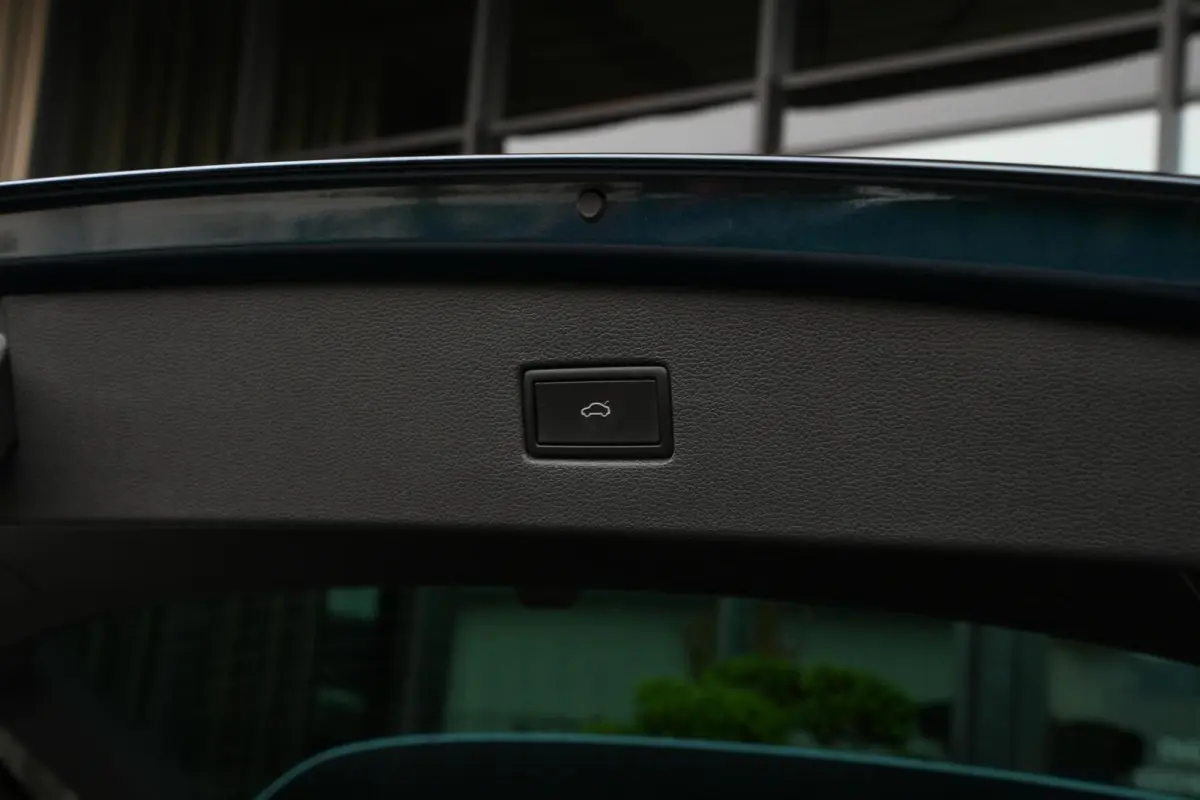1.4 TSI eHybrid R-Line Business+ | SOH 96%