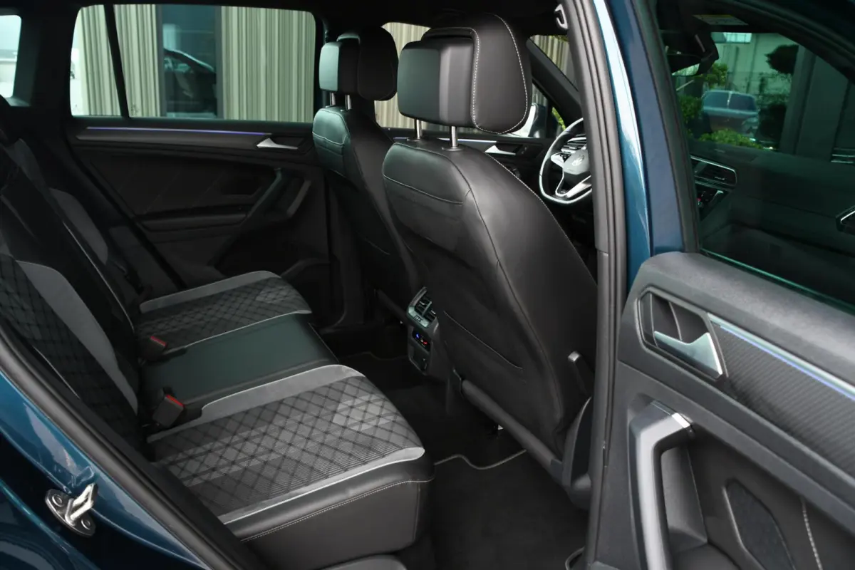 1.4 TSI eHybrid R-Line Business+ | SOH 96%