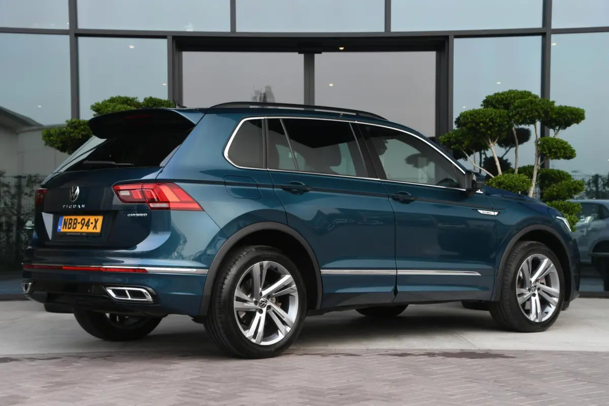1.4 TSI eHybrid R-Line Business+ | SOH 96%