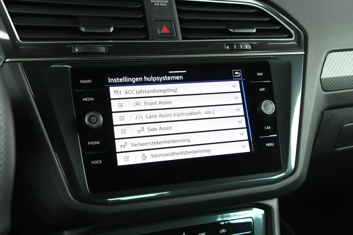 1.4 TSI eHybrid R-Line Business+ | SOH 96%