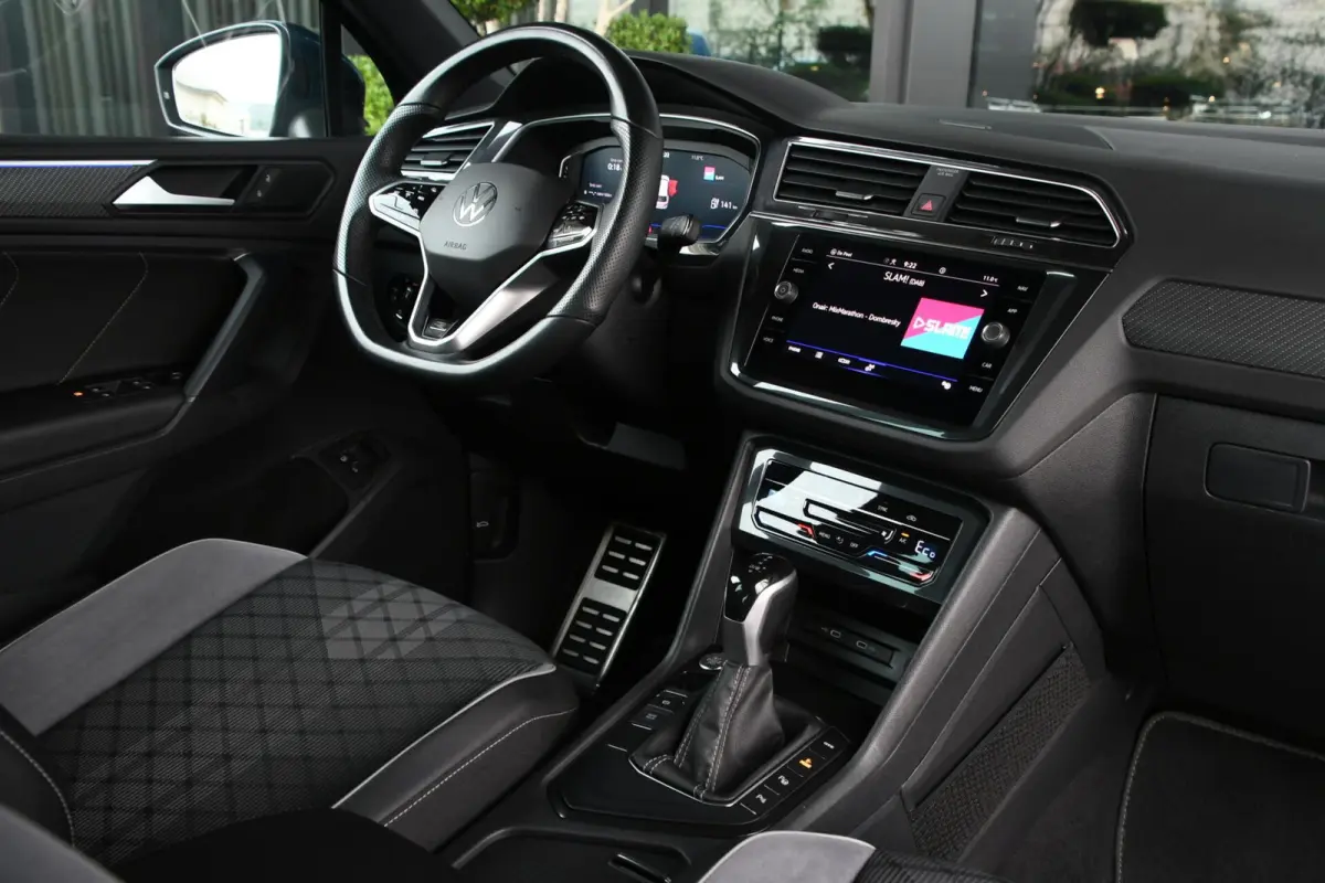 1.4 TSI eHybrid R-Line Business+ | SOH 96%