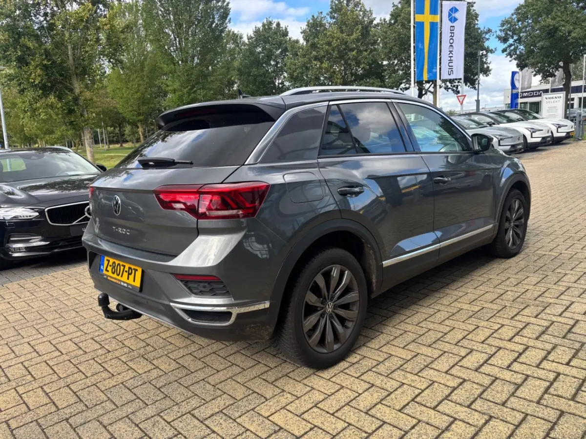1.5 TSI Sport Business R | Trekhaak | Camera | ACC | Digital Dash | Stoelverwarming