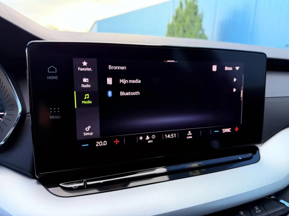 1.0 e-TSI DSG AUT. Sport Business Black edition | Carplay | Digi.Dash | Cruise | Navi | PDC
