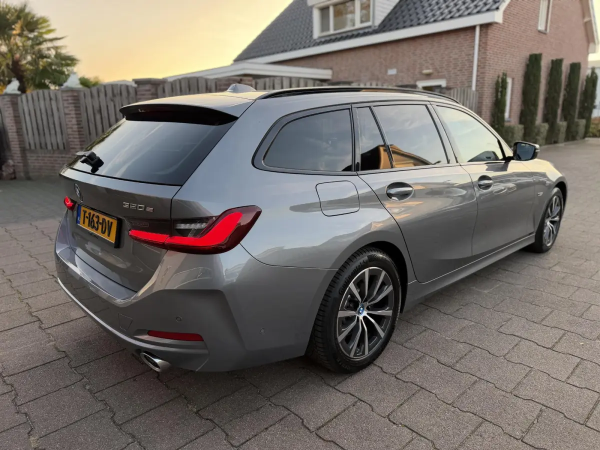 320e
