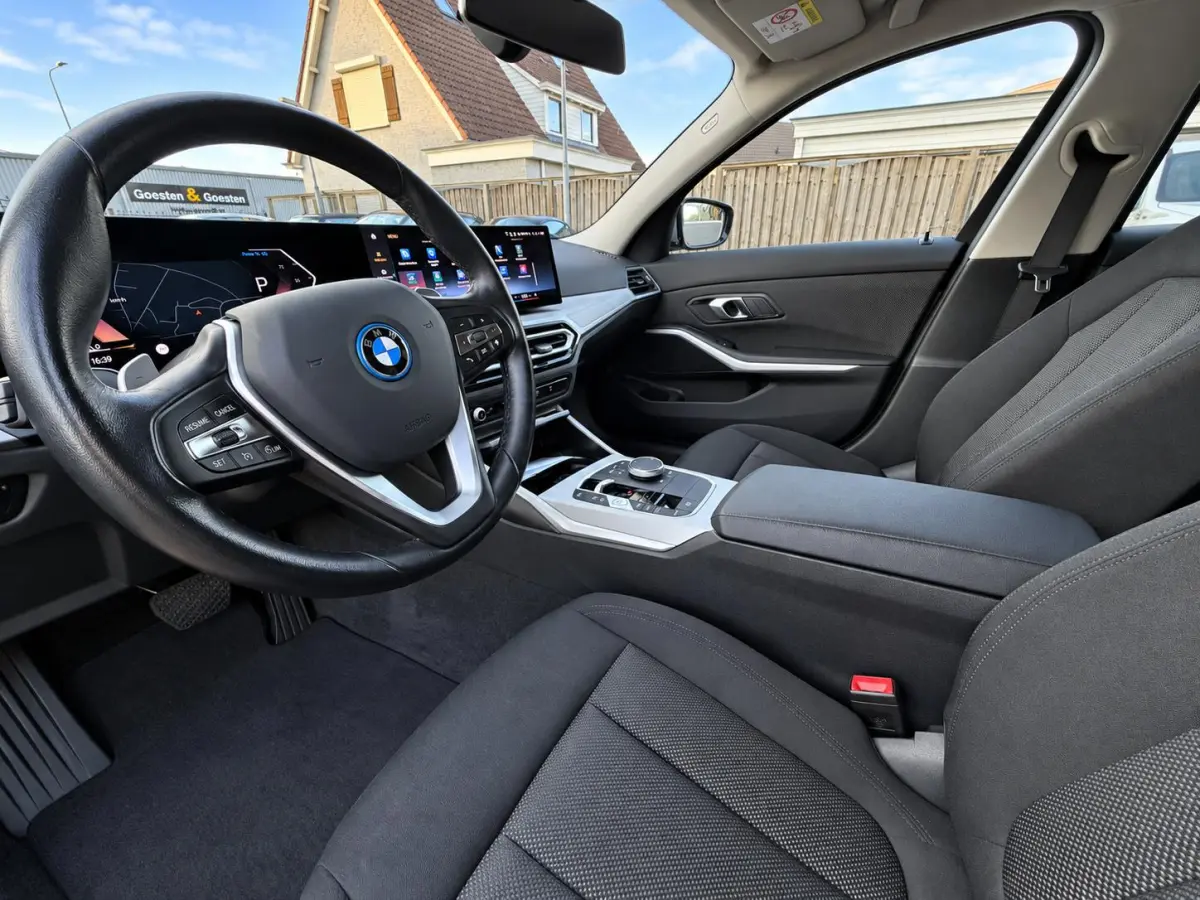 320e