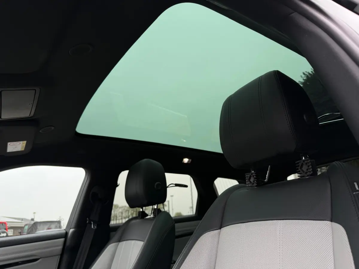 1.5 P300e AWD R-Dynamic HSE Panodak HUD Trekhaak Leder